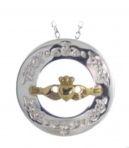 Claddagh Pendant with goldplated claddagh centre - 8252